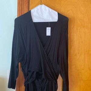 GAP black maternity/nursing wrap around dress